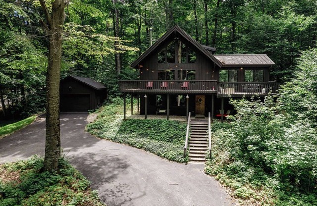 Northern Nights Chalet by Wanderlust Abodes