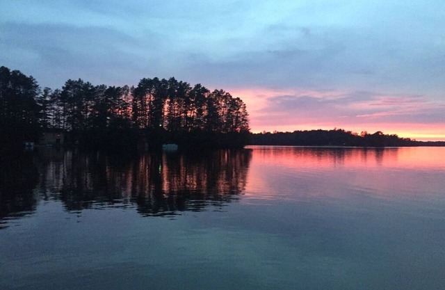 Northwoods waterfront Rhinelander Cabin getaway