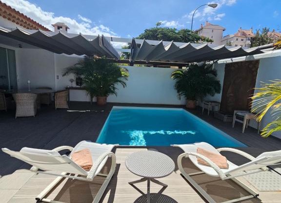 Nosotros Luxury Villa