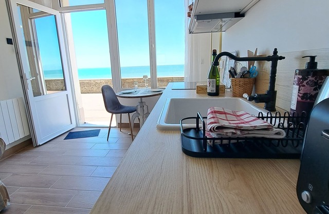 Nouveaute : Front DE MER Neuf Bien Équipé Belle VUE MER Pour Sejour Parfait