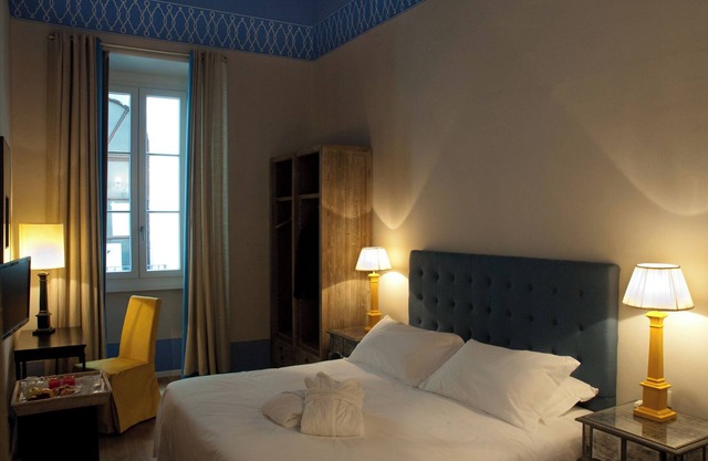 Nove Guest House