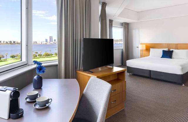 Novotel Perth Langley