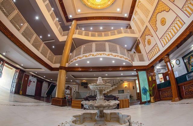 NRS Royal Palace