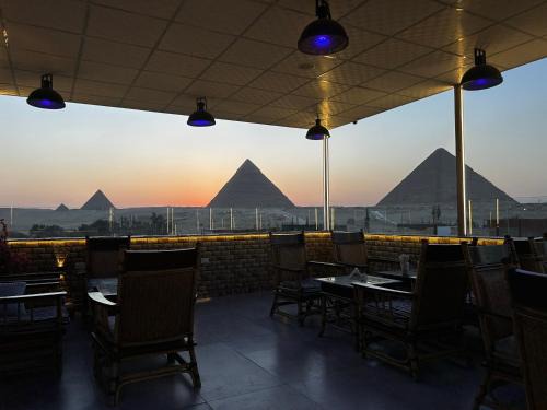 Nun Pyramids INN
