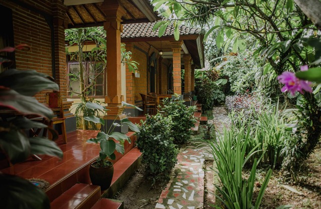 Nyoman Warta Accommodation