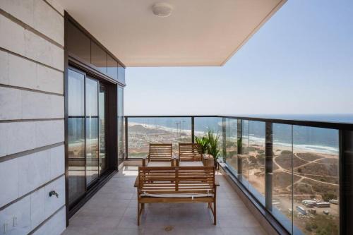 O&O Group- Magical 4BR APT With Panoramic Sea View