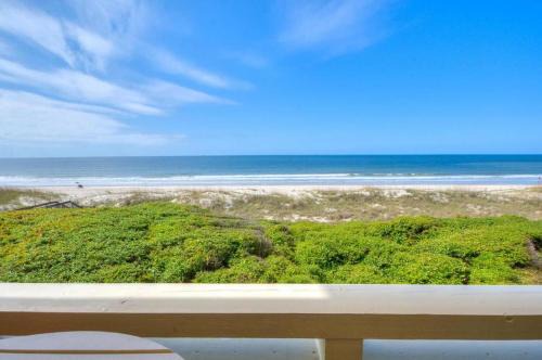 Oak Island Beach Villa 406-The Turtle Nest