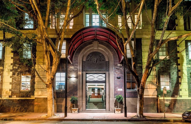 Oaks Sydney Goldsbrough Suites