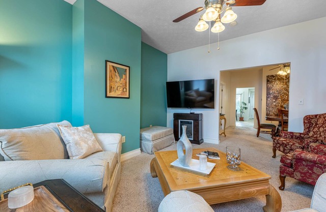 Oasis On Oaknn2-bedroom house in Historic Downtown Dayton for Perfect Living!