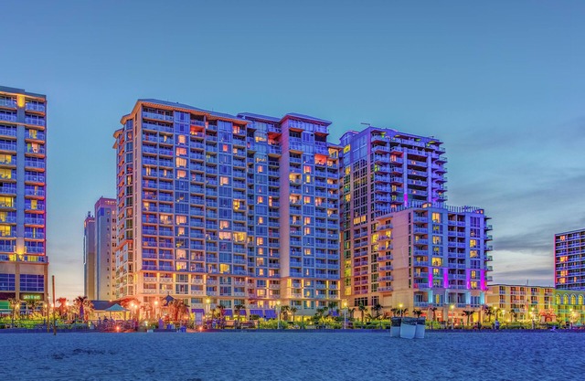 Ocean Beach Club Virginia Beach - 3 BEDROOM CITY VIEW W/3 KING BEDS W/SOFABED