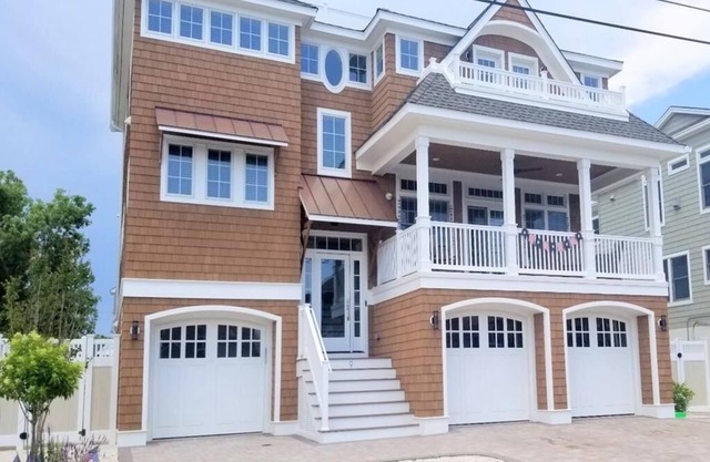 Ocean Block with Pool in Brant Beach!