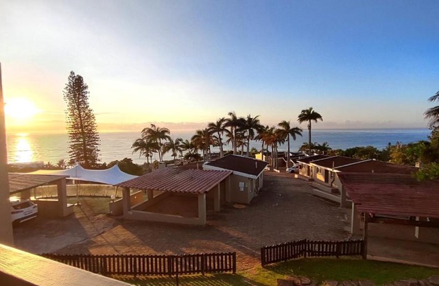 Ocean Breeze 33 Chaka's Rock Chalets