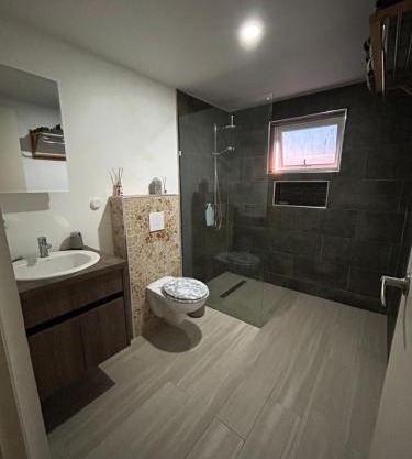Ocean Breeze Apartment close to Mambo