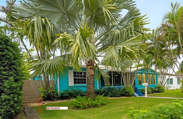 Ocean Breeze Home in Hollywood