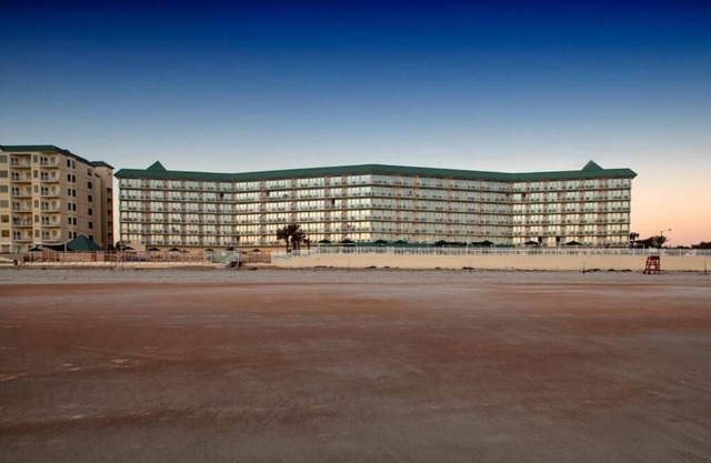 Ocean Front 1 bedroom, 1 bath at Royal Floridian Resort available speed weekn