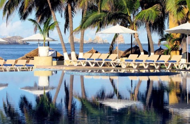 Ocean Front, Condo-Hotel Tesoro 522 2Br and 2Bthr