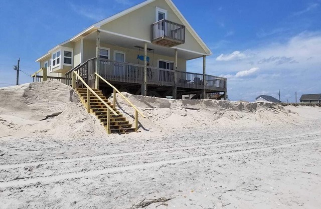 Ocean Front Get Away on Topsail Island