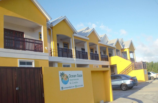 Ocean Gaze - Luxury 1 Bedroom Apartment