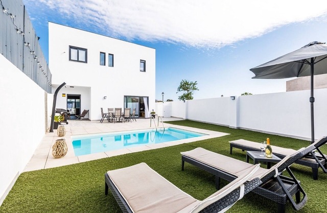 Ocean House Torre del Mar