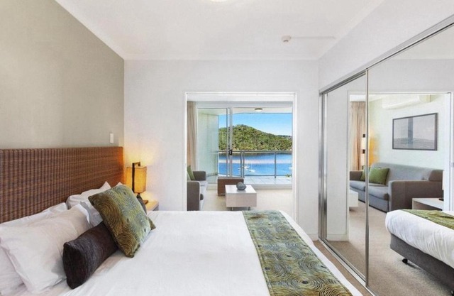 Ocean Panorama - 1 Bedroom Oceanview Apt