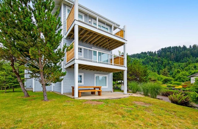 Ocean Ridge Retreat