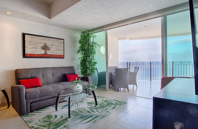 Ocean View Condo | Pools, Private Beach Access