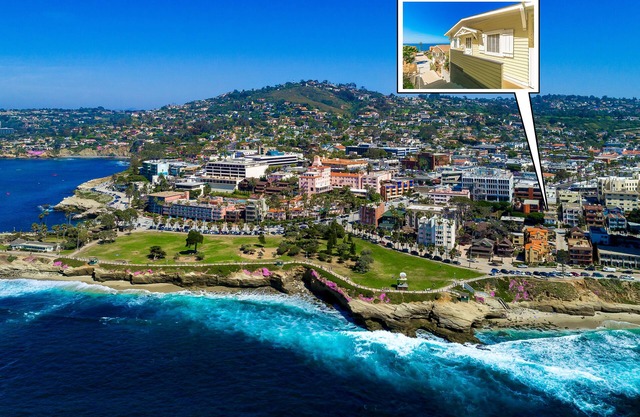 Ocean-view cottage with steps from La Jolla Cove & Prospect Street