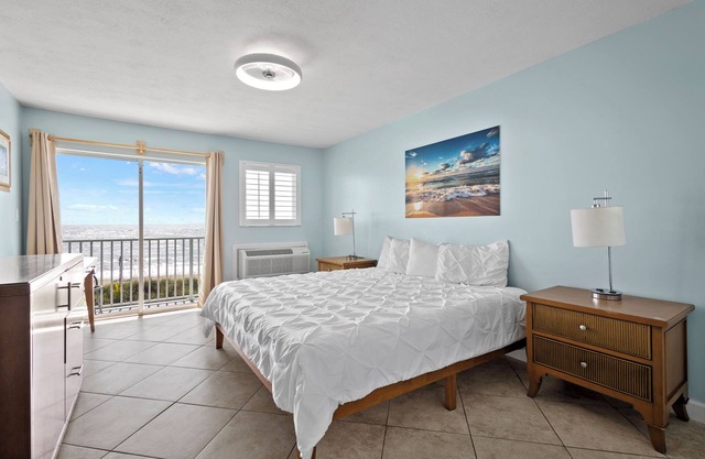 Ocean View Hotel Room with Balcony- King Bed #23