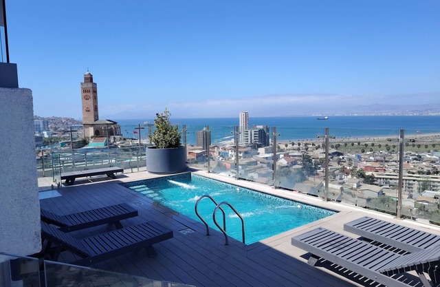 Oceana Suites Verne