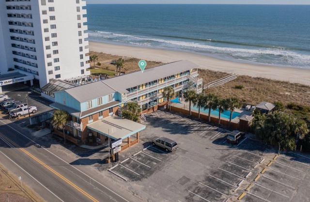 Oceaneer Motel