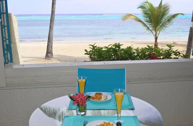 Oceanfront Condo - Four Steps to Beautiful Sugar Beach