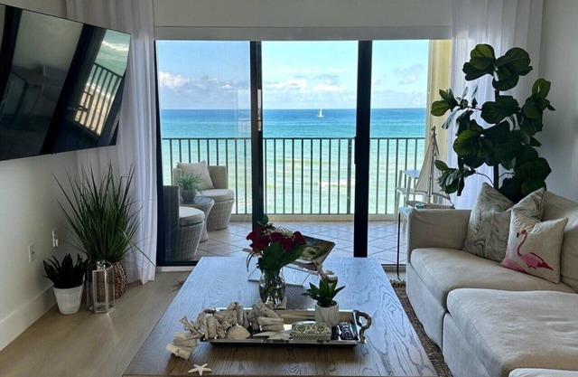 OCEANFRONT CONDO RENTAL ON HUTCHINSON ISLAND - 2025 WINTER SEASON AVAILABLE!