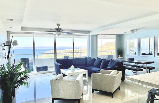 Oceanfront Condo w/Pool & Steps to Sandy Beach & Mins to Downtown