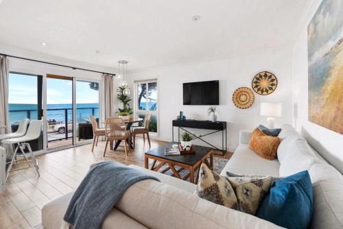 Oceanfront La Jolla Cove Condo