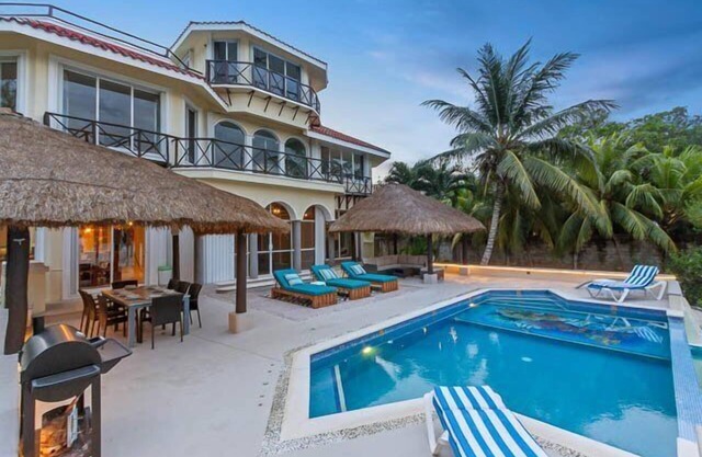 Oceanfront Villa, Private Pool, Great Sunsets