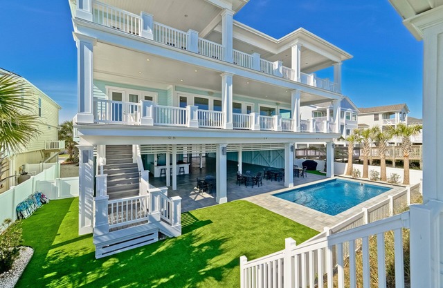 Oceanfront Wedding Friendly Heated* Pool Tiki Bar Elevator