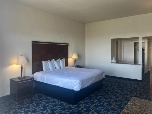 Oceanside, CA – Marina/Camp Pendleton