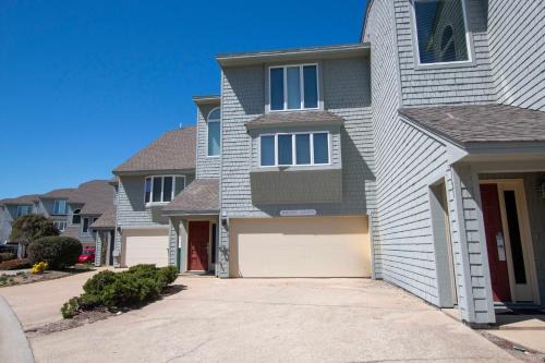 Oceanside, Community Pools, Community Tennis, close to beach, 606, Shore Leave