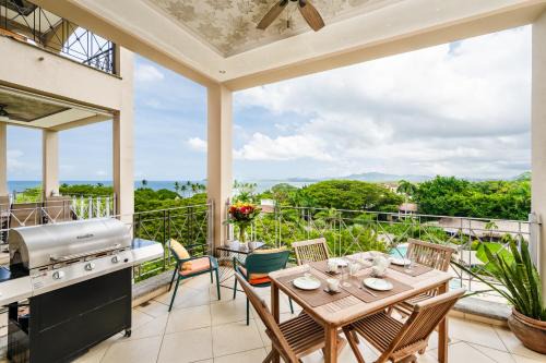 Oceanview In Town Huge Pool Beach Acss