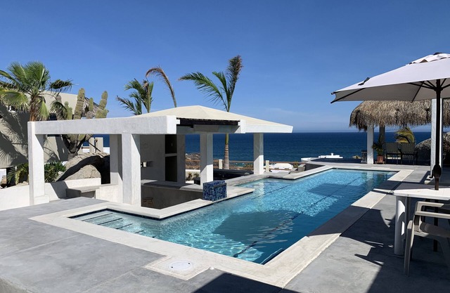 OCEANVIEW STUDIO WITH LAP POOL