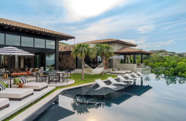 Oceanview Villa | 12 BR | Gym,Pool & Private Chef