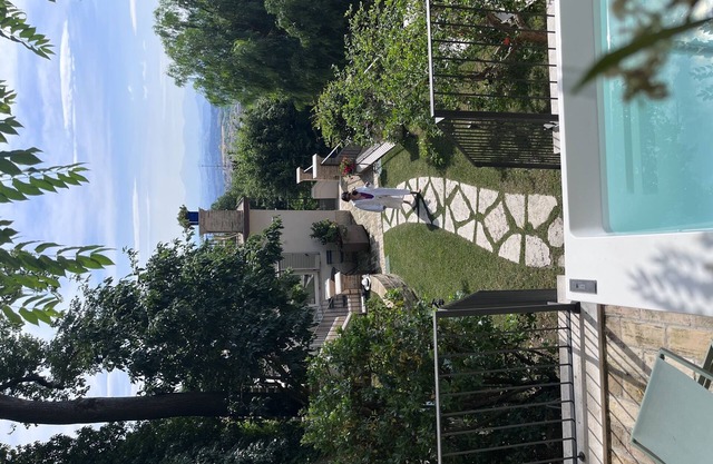 OGNISSANTI SUITES - SIBILLA SUITE, suite with a double-bed and private bathroom