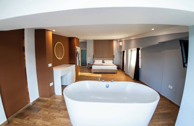 Olivar Hotel Tirana