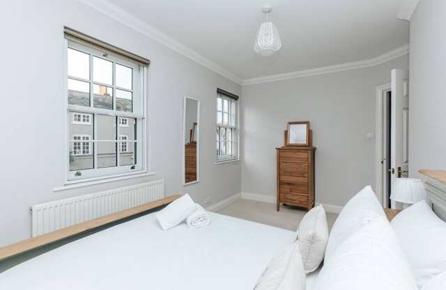 Olive Tale - From 225 Per Night