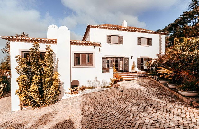 Oliveira's Houses By Gthouse