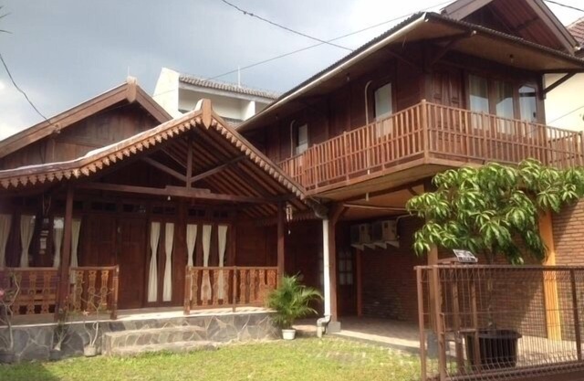 Omah Kayu Guesthouse, Yogyakarta