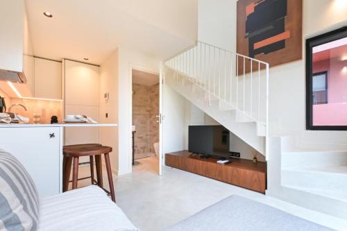 ON Apartments - Cozy - Free Parking & Pet Friendly