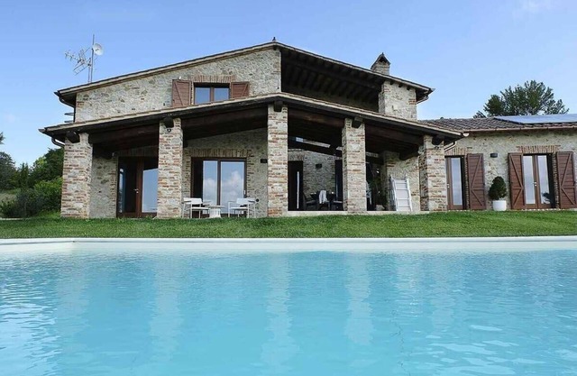 On Top Of The Hill Villa With Great Valley View