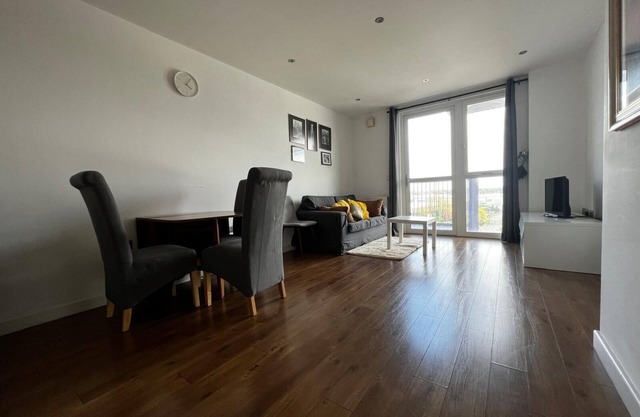 One Bed Flat Stratford London High Street