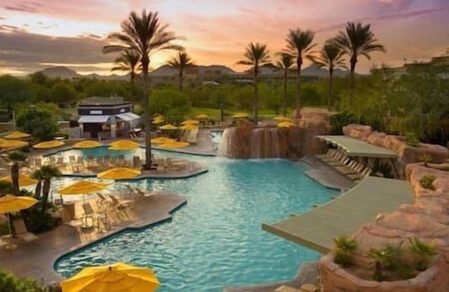 ONE BEDROO MARRIOTT CANYON VILLAS AT DESERT RIDGE!